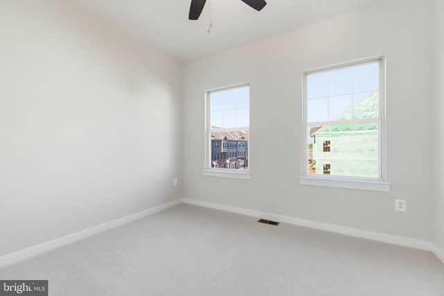 1011 VENIFENA TER SE, Leesburg, VA 20175