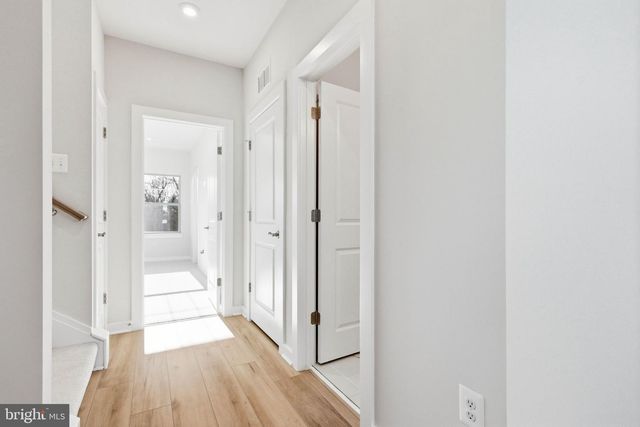 1011 VENIFENA TER SE, Leesburg, VA 20175