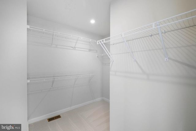 1011 VENIFENA TER SE, Leesburg, VA 20175