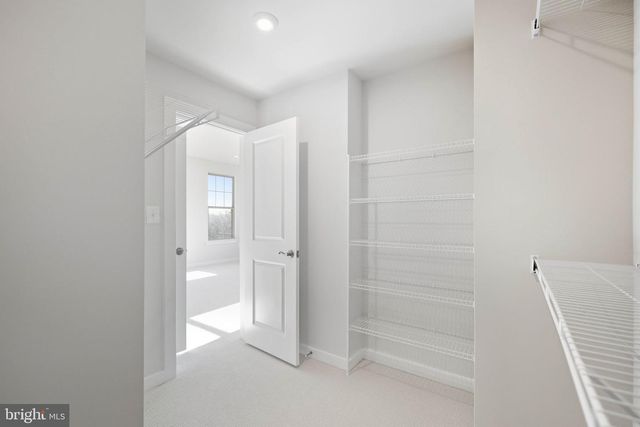 1011 VENIFENA TER SE, Leesburg, VA 20175