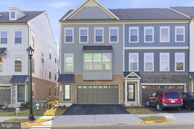 1011 VENIFENA TER SE, Leesburg, VA 20175