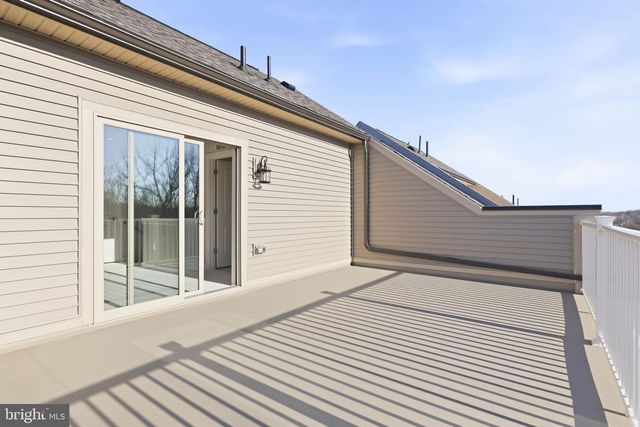 1011 VENIFENA TER SE, Leesburg, VA 20175