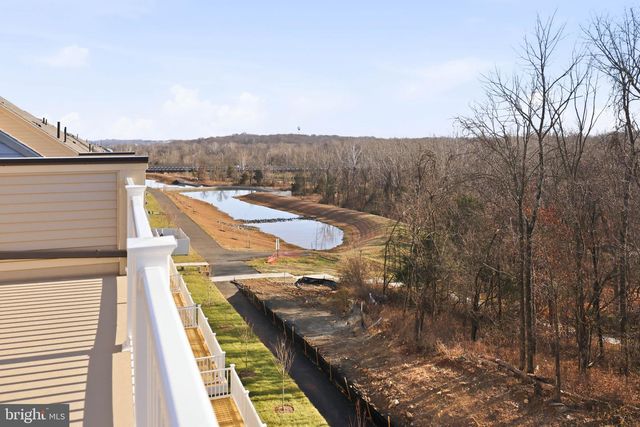 1011 VENIFENA TER SE, Leesburg, VA 20175