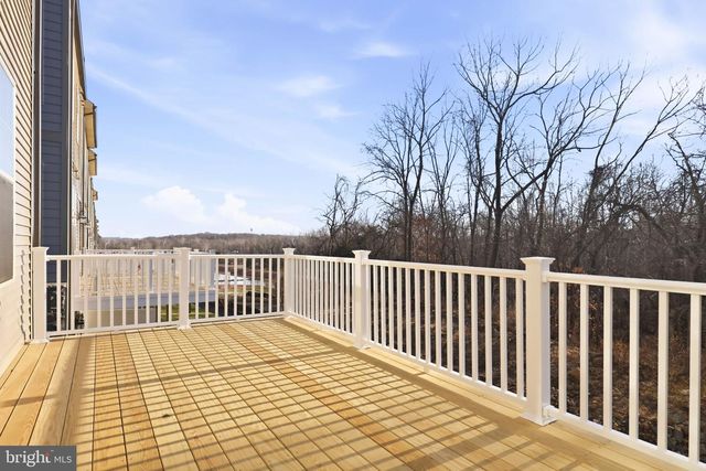 1011 VENIFENA TER SE, Leesburg, VA 20175