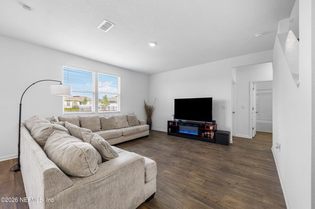 2805 OAK STREAM Drive, Green Cove Springs, FL 32043