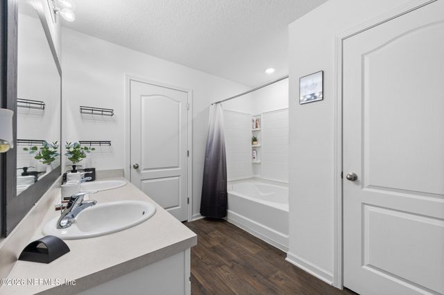 2805 OAK STREAM Drive, Green Cove Springs, FL 32043