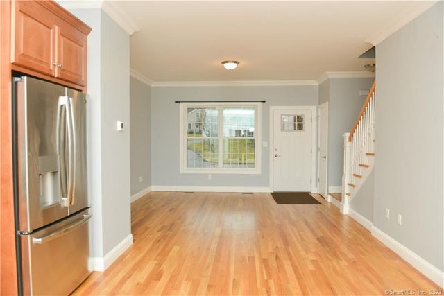 17 Brookview Circle 17, Bristol, CT 06010