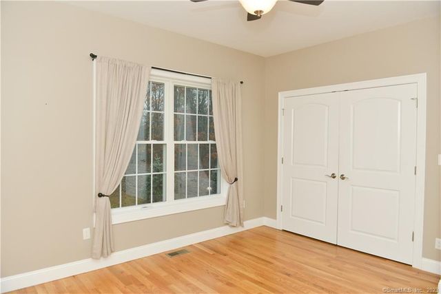 17 Brookview Circle 17, Bristol, CT 06010