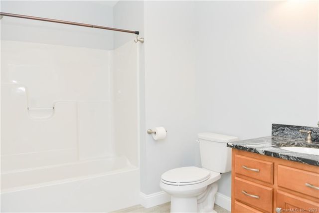 17 Brookview Circle 17, Bristol, CT 06010