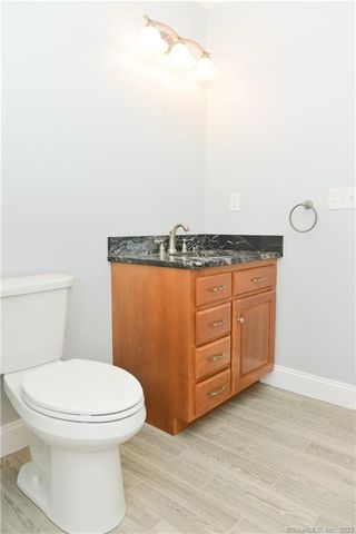 17 Brookview Circle 17, Bristol, CT 06010