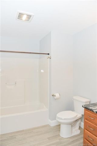 17 Brookview Circle 17, Bristol, CT 06010