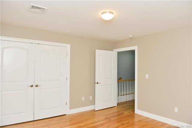 17 Brookview Circle 17, Bristol, CT 06010