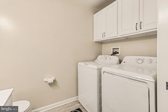 12 LUDWIG LN, Pottstown, PA 19464