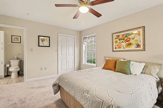 12 LUDWIG LN, Pottstown, PA 19464