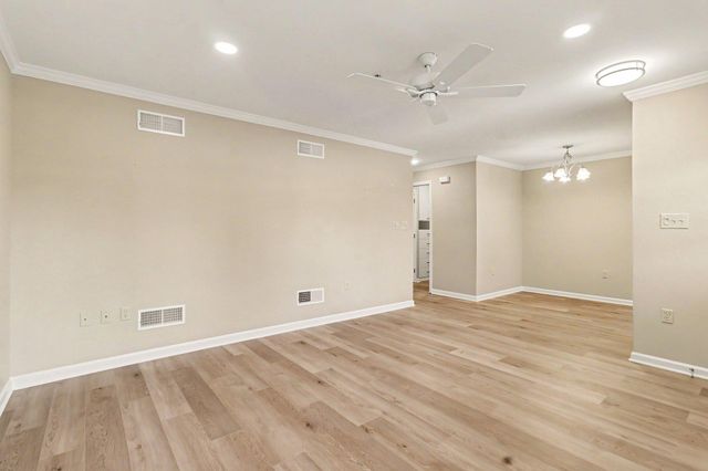 12 LUDWIG LN, Pottstown, PA 19464