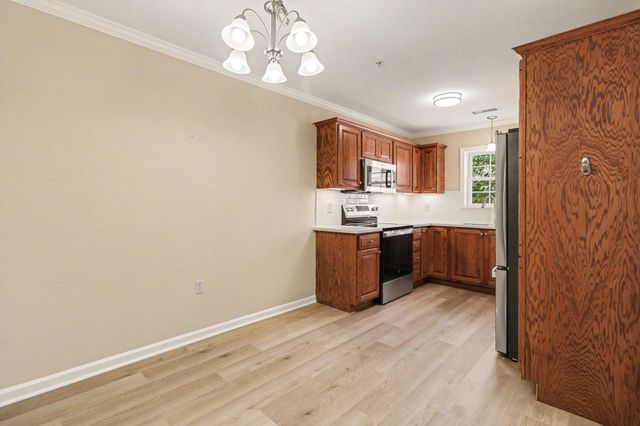 12 LUDWIG LN, Pottstown, PA 19464