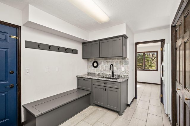 1110 105th Street W, Inver Grove Heights, MN 55077