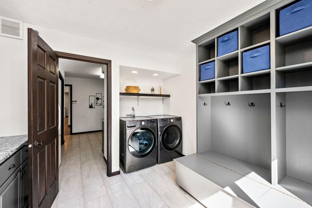 1110 105th Street W, Inver Grove Heights, MN 55077