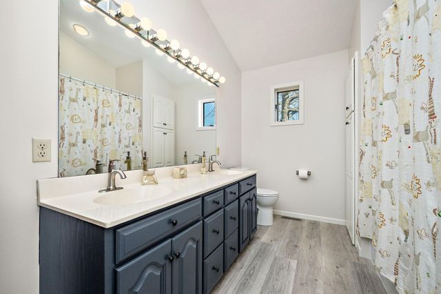 1110 105th Street W, Inver Grove Heights, MN 55077