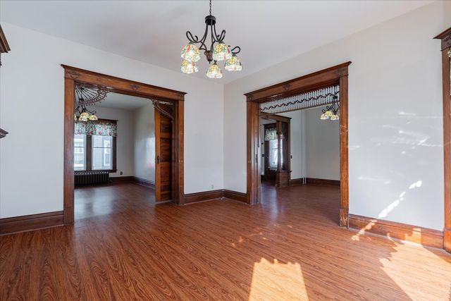 709 N Center Street, Clinton, IL 61727