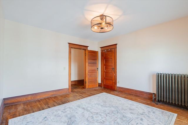 709 N Center Street, Clinton, IL 61727