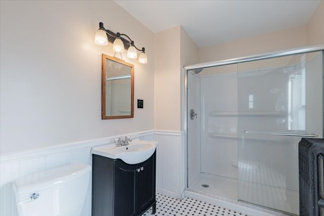 709 N Center Street, Clinton, IL 61727