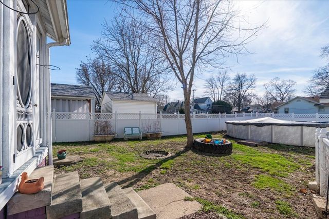 709 N Center Street, Clinton, IL 61727