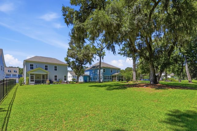 2017 Kings River Trail, Hollywood, SC 29449