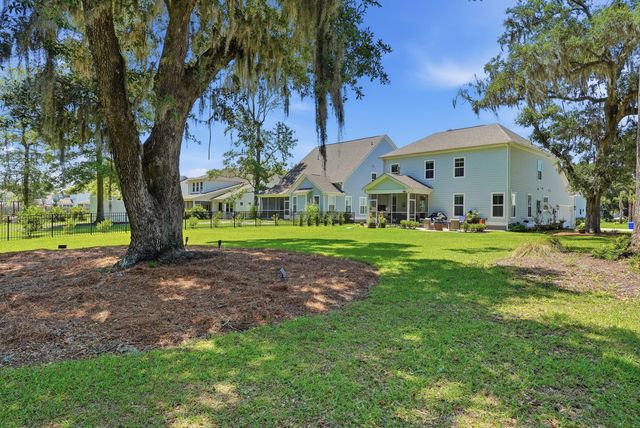 2017 Kings River Trail, Hollywood, SC 29449