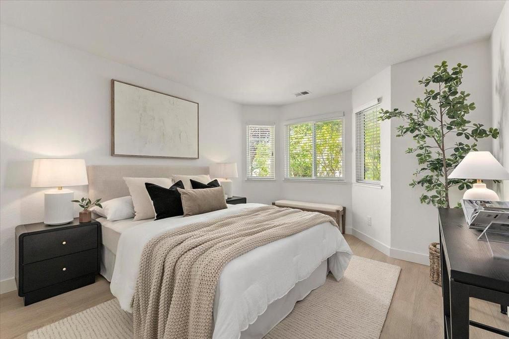 Image 12 of property listing at 3454 Wine Cask Way, San Jose, CA 95124