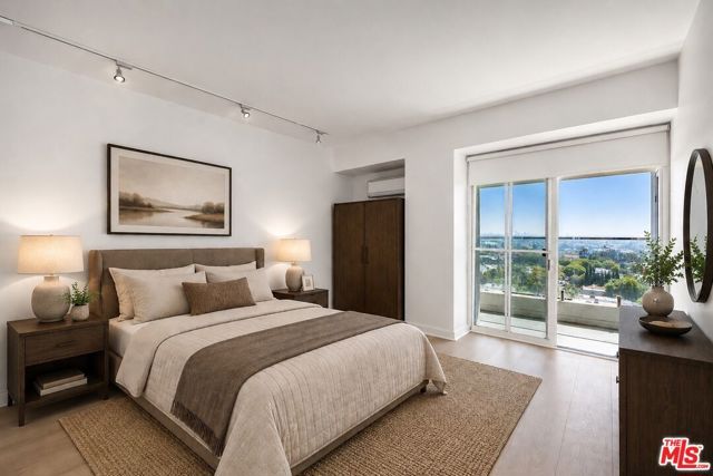 838 N Doheny Drive 906, West Hollywood, CA 90069