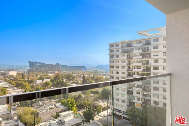 838 N Doheny Drive 906, West Hollywood, CA 90069