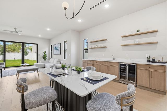 2301 N RIDGEWOOD AVENUE, Tampa, FL 33602