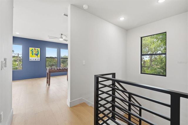 2301 N RIDGEWOOD AVENUE, Tampa, FL 33602