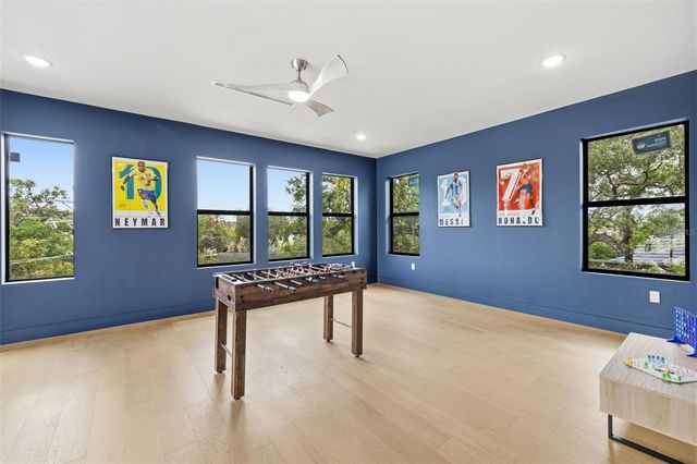 2301 N RIDGEWOOD AVENUE, Tampa, FL 33602