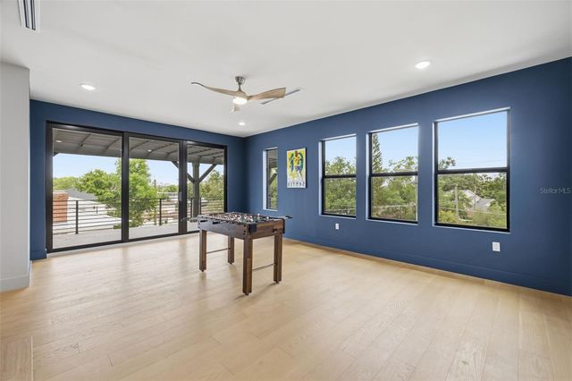 2301 N RIDGEWOOD AVENUE, Tampa, FL 33602