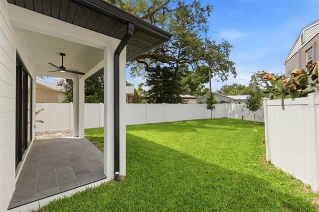 2301 N RIDGEWOOD AVENUE, Tampa, FL 33602