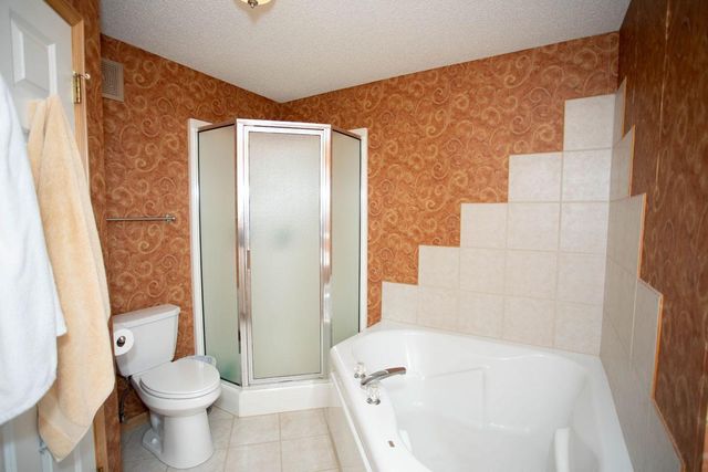 2310 Eagle Trace Lane, Woodbury, MN 55129