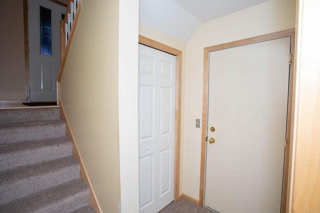 2310 Eagle Trace Lane, Woodbury, MN 55129