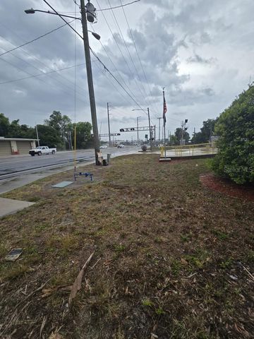515 & 519 RONALD REAGAN PARKWAY, Davenport, FL 33896