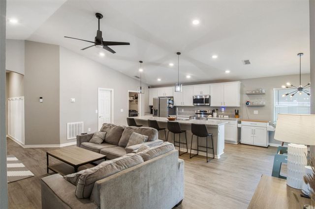 1087 TROPEA LANE, Auburndale, FL 33823
