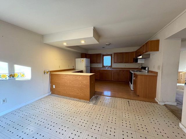 29102 112th PLACE, Trevor, WI 53179