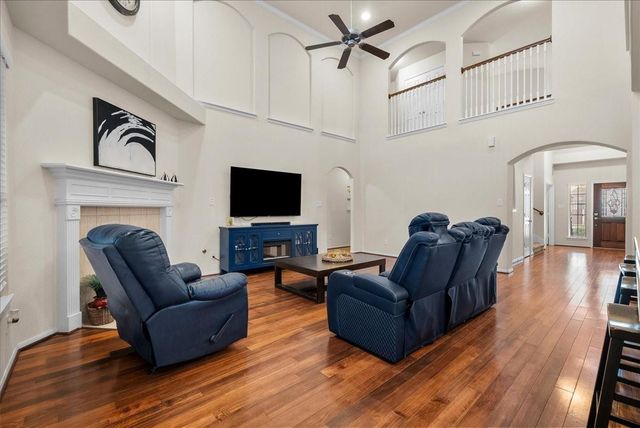 4322 Evergreen Drive, Friendswood, TX 77546