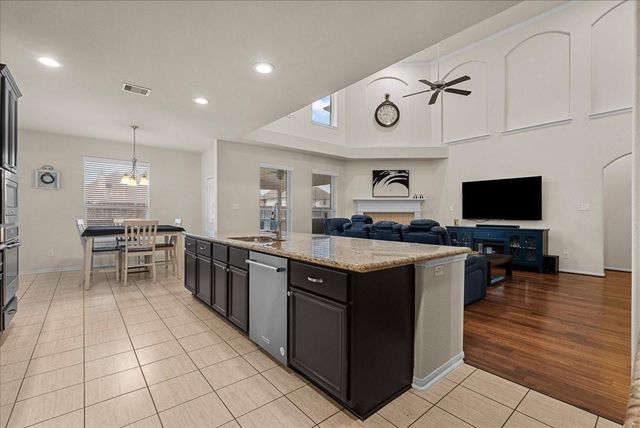 4322 Evergreen Drive, Friendswood, TX 77546