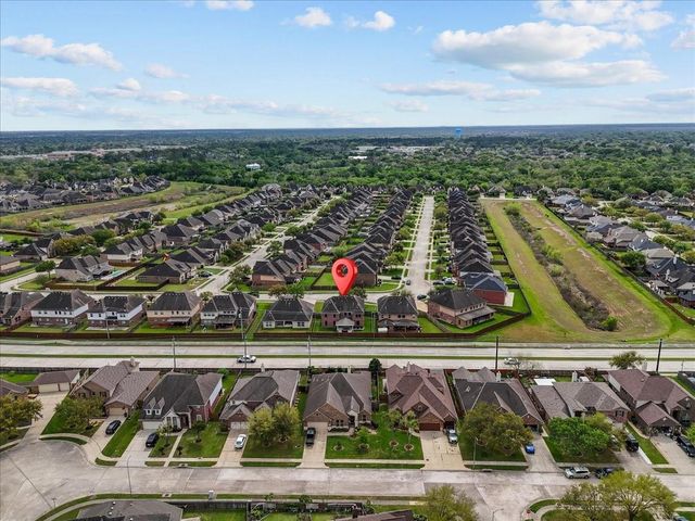 4322 Evergreen Drive, Friendswood, TX 77546