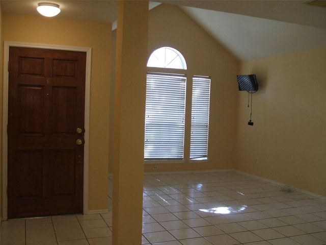 8978 Dawnridge Drive, Houston, TX 77071