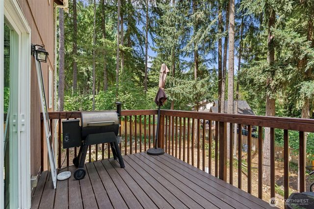 18102 Big Fir Court SE, Yelm, WA 98597