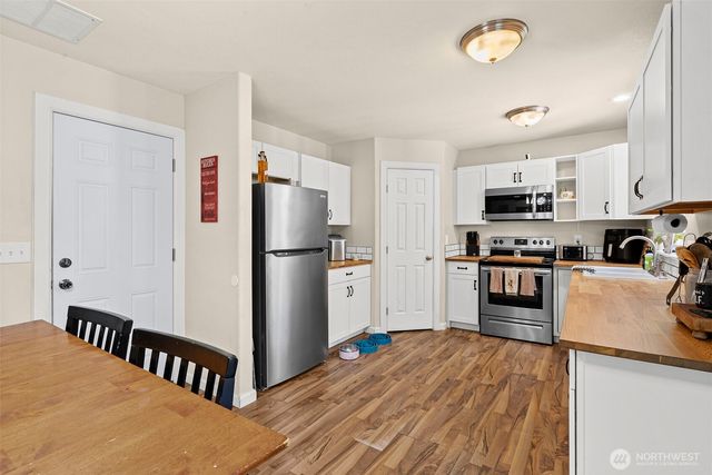 18102 Big Fir Court SE, Yelm, WA 98597