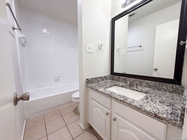 6315 WELLES FAWN CIR, San Antonio, TX 78240