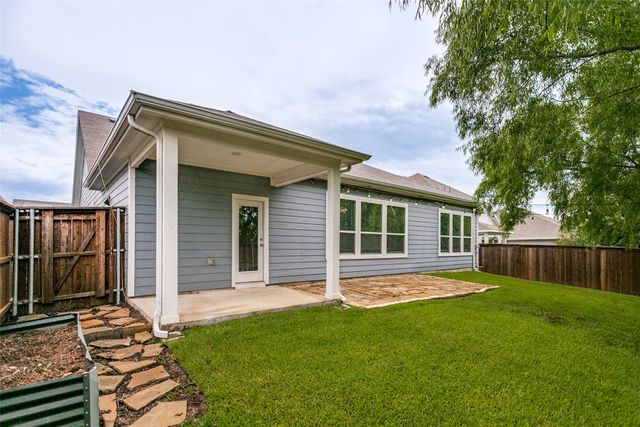 8221 Hampton Drive, Rowlett, TX 75089